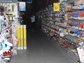 Laser Game LaserStreet - Castorama, Les Pennes-Mirabeau - Photo N°40